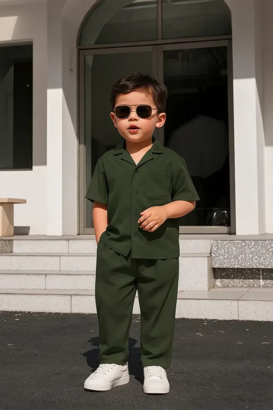 Decent cuban collar tracksuit for kids (BoysGirls) (Green)